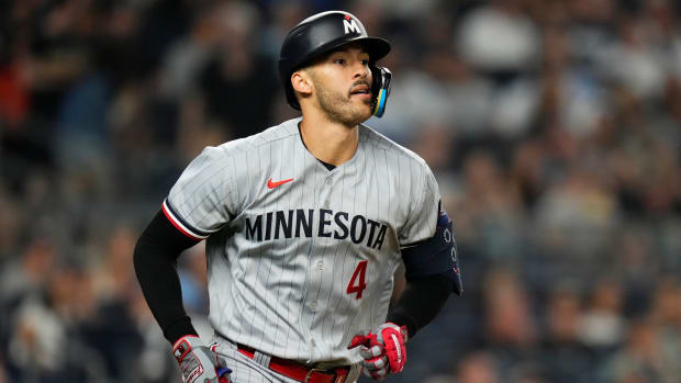 carlos correa (1)